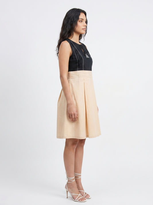 Luna Thread Dress