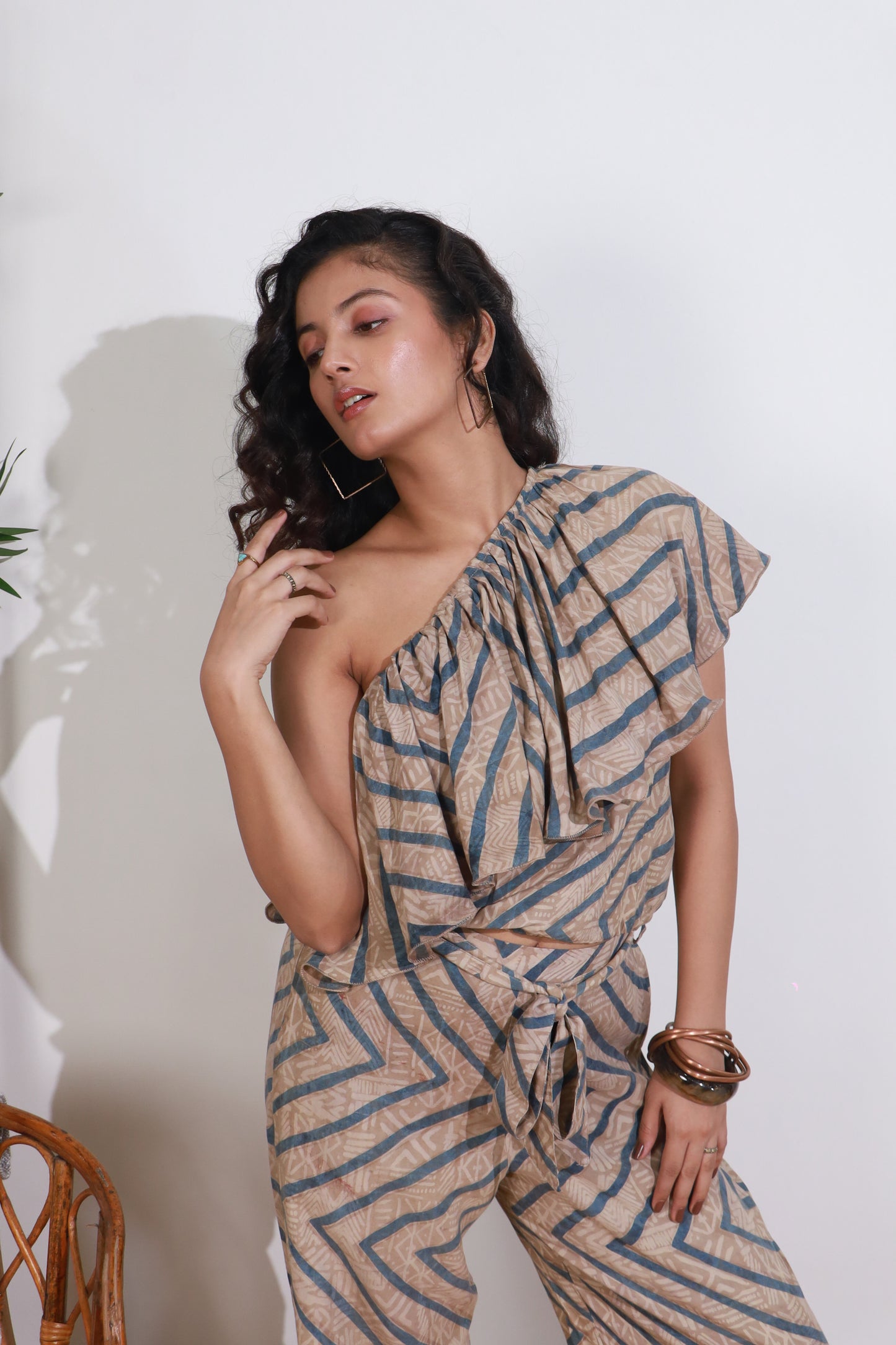 Ash Stone One-Shoulder Set