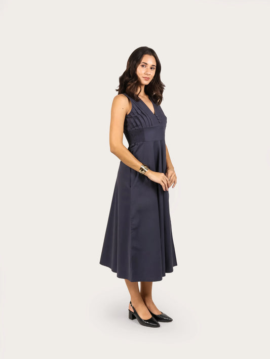Serene Pleat Cotton Midi Dress – Cool Gray